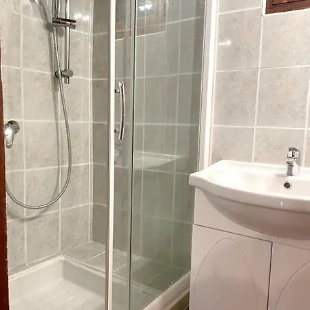 別荘 Maison Charmante A Avec Piscine Partagee La Roche-sur-le-Buis